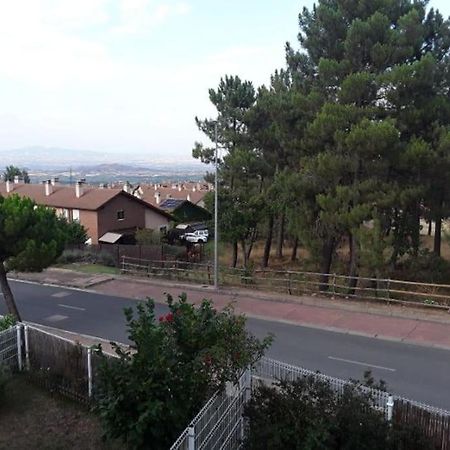 Duplex De Montana En Campo De Golf Apartment Sojuela Bagian luar foto